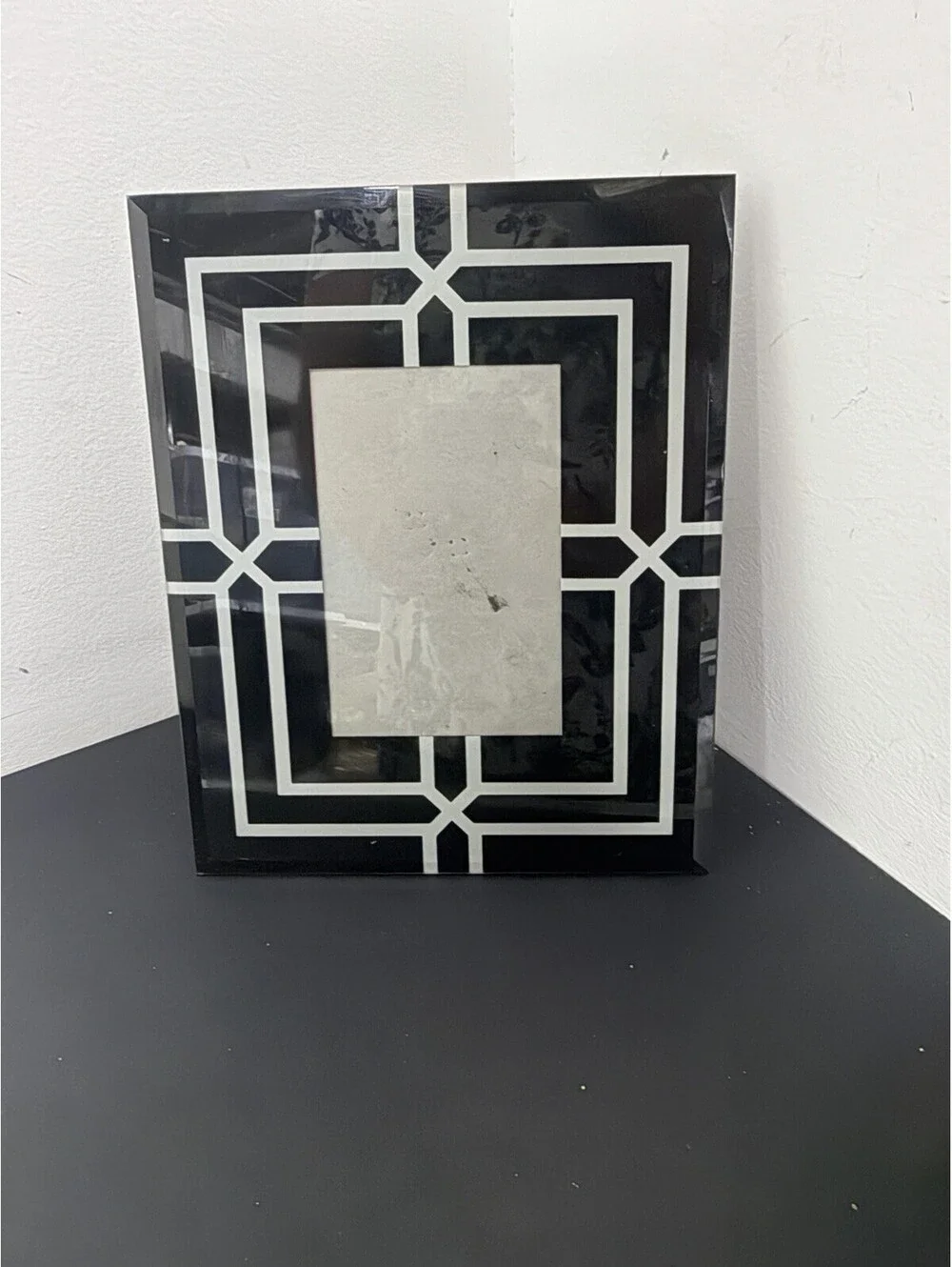 Glass Picture Frame 8.5”x10” Black   Geometric Design Holds a 3.5x5.5” Photo